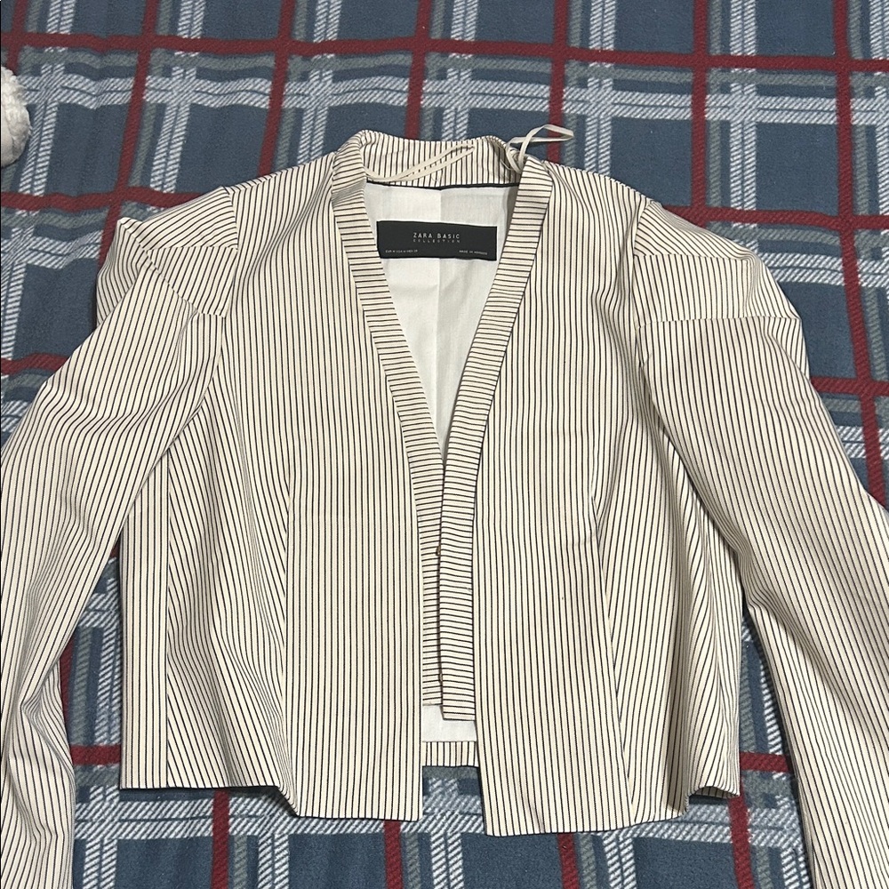 NWOT Zara Women's Black and White Striped Blazer